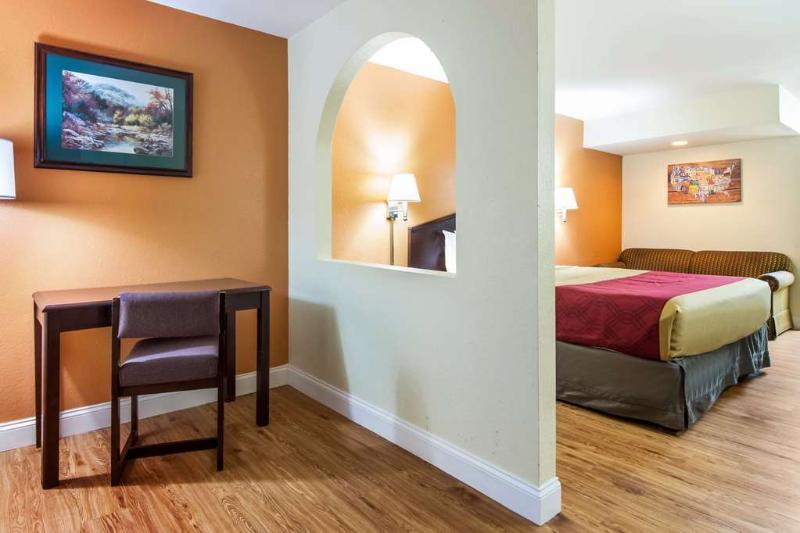 Carry On Inn & Suites LaFayette Dış mekan fotoğraf